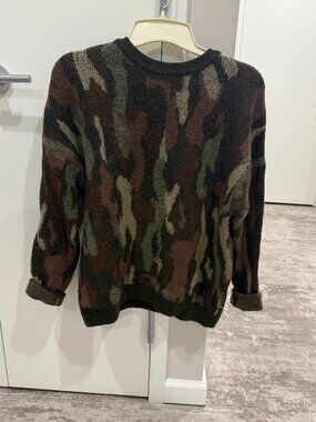 NA-KD Camo Sweater | Size S | Cozy Relaxed Fit